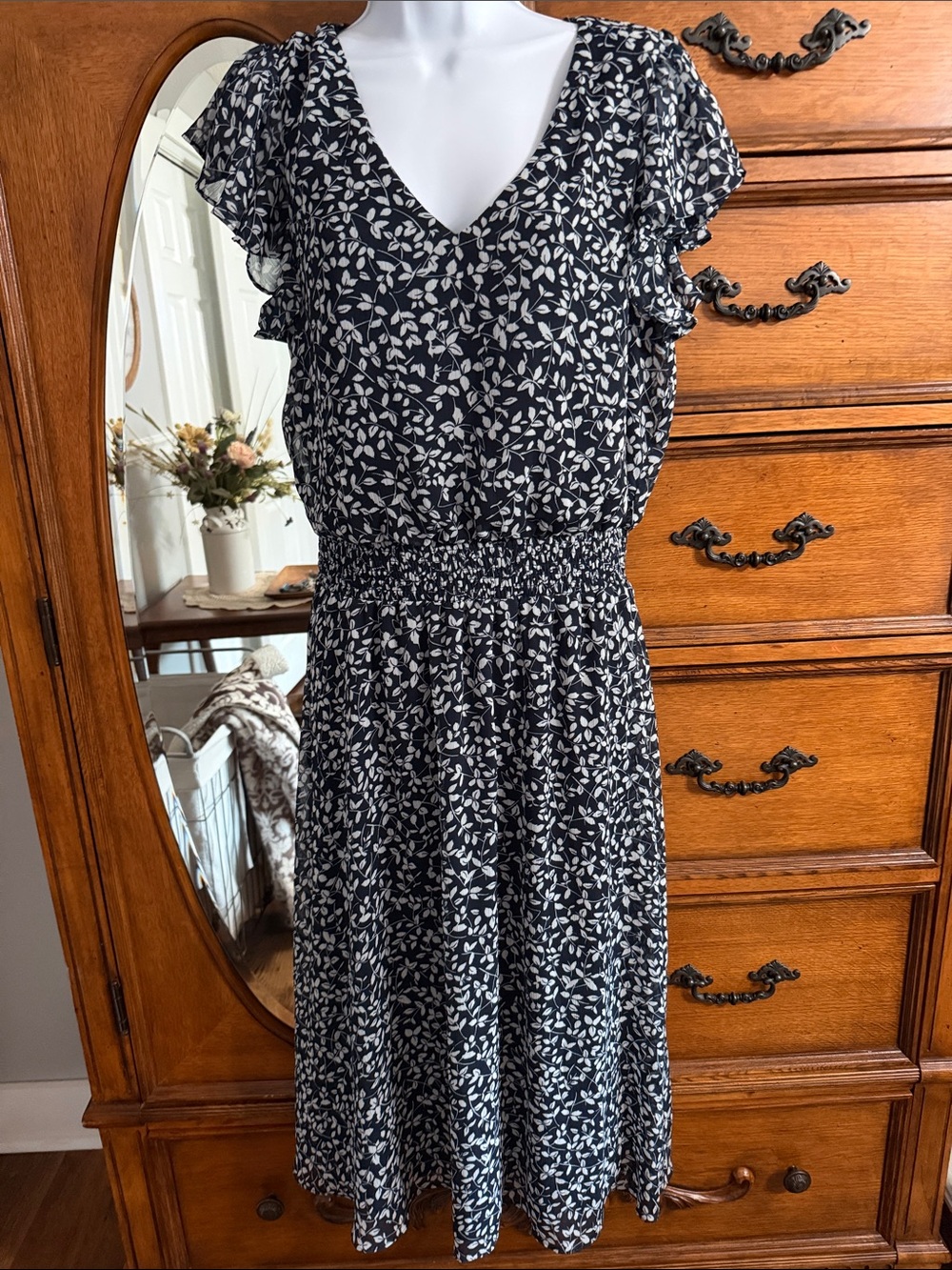 Black Floral V-Neck Smocked Midi Dress